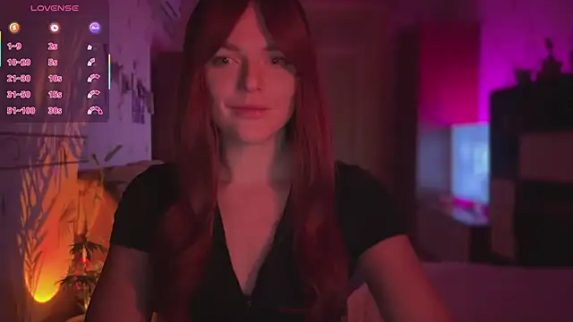 CherryRed Girl online show from February 11, 8:32 pm