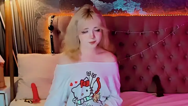 EmilyAngells online show from June 20, 6:06 am