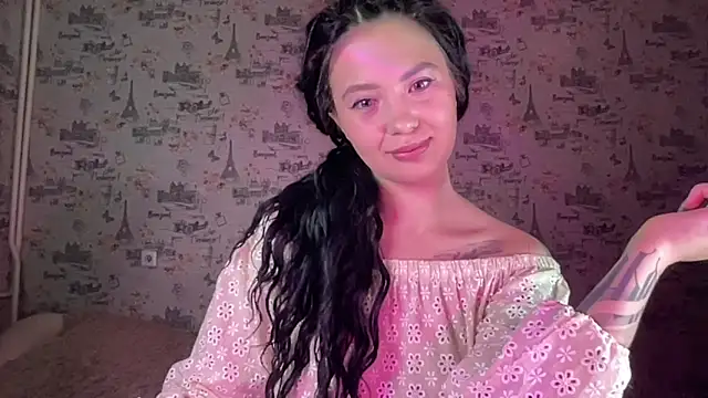 Snapshot of Just_Scarlet_ chatting on October 4, 10:43 am Just Scarlet online show from October 4, 10:43 am