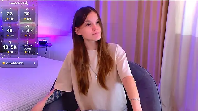 Snapshot of Amber_Rogers chatting on September 18, 2:37 pm Amber Rogers online show from September 18, 2:37 pm