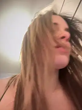 gynna kimera online show from January 7, 9:40 pm