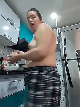 krolay16 online show from December 3, 5:37 pm