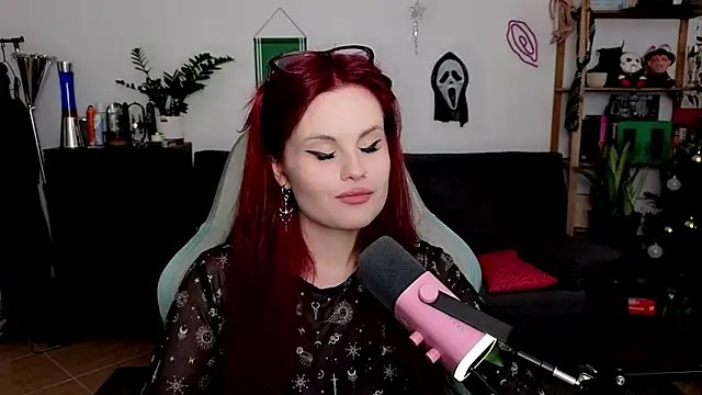 Della Ideal online show from January 7, 6:11 pm