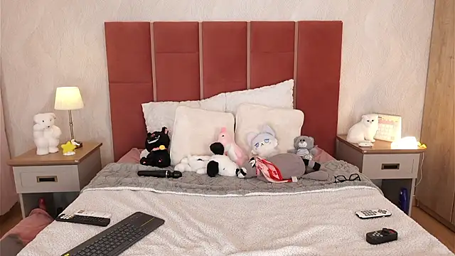 DaliaCruz online show from February 21, 6:19 pm