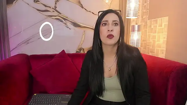 Bella williamss  online show from November 10, 7:42 pm