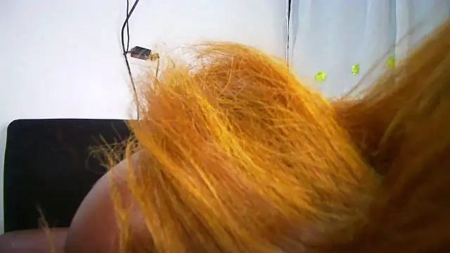 alisha boes online show from December 5, 2:44 am