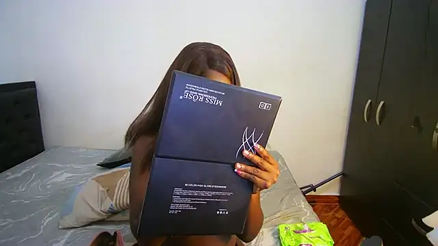 alisha boes online show from September 13, 8:50 pm