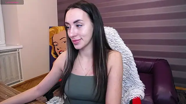 JenniferStone online show from February 16, 8:14 am