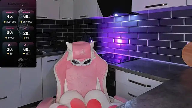 EmmaVictori1 online show from April 3, 6:00 am