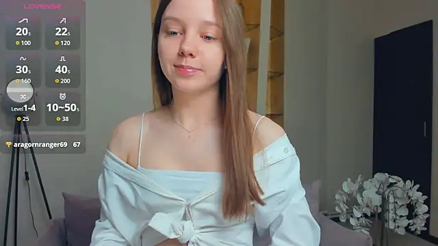 EdinaCordner online show from November 9, 11:06 am