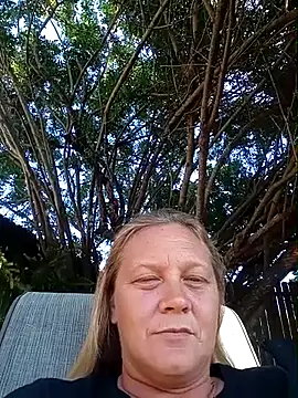 wetnwildforyou online show from November 21, 8:55 pm