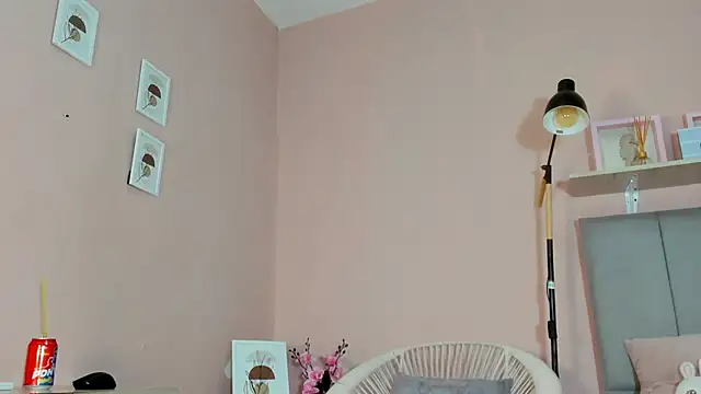 Snapshot of mary_cute9 chatting on September 16, 1:41 pm mary cute9 online show from September 16, 1:41 pm