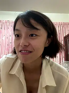 Snapshot of ladypaggy chatting on October 6, 3:40 pm ladypaggy online show from October 6, 3:40 pm