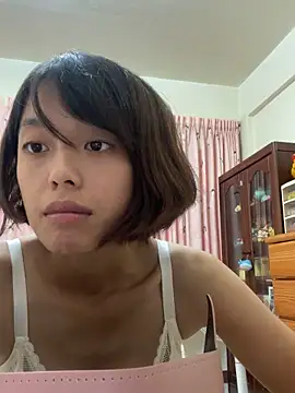 Snapshot of ladypaggy chatting on October 7, 3:49 pm ladypaggy online show from October 7, 3:49 pm