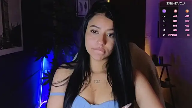 i sabella 25 online show from April 2, 9:40 am