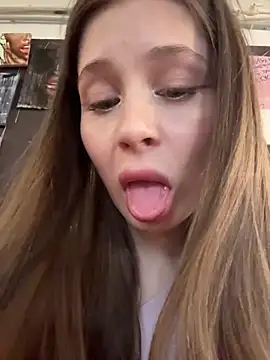 mmelicious online show from February 21, 7:20 am