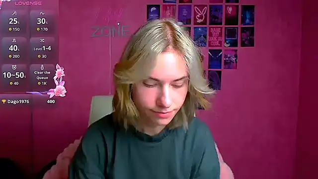 Snapshot of Fiona_Night chatting on October 18, 5:54 am Fiona Night online show from October 18, 5:54 am