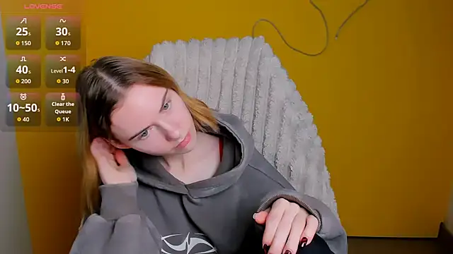 Fiona Night online show from February 12, 8:27 am