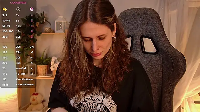 OliviaMcClean online show from February 15, 5:12 pm