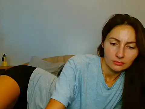Snapshot of Irina9793 chatting on October 8, 9:35 am Irina9793 online show from October 8, 9:35 am