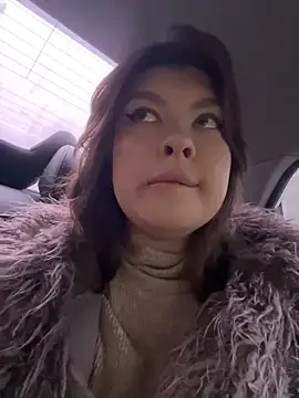 HannaJohnson online show from November 13, 5:39 am