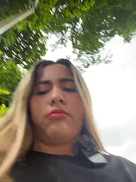 lunaxxx IAN11 online show from October 28, 9:41 pm