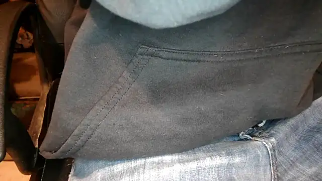 Mac ThunderCock online show from March 3, 2:17 am