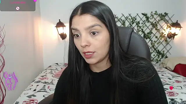 Snapshot of issa__nassar chatting on September 24, 1:54 pm issa nassar online show from September 24, 1:54 pm