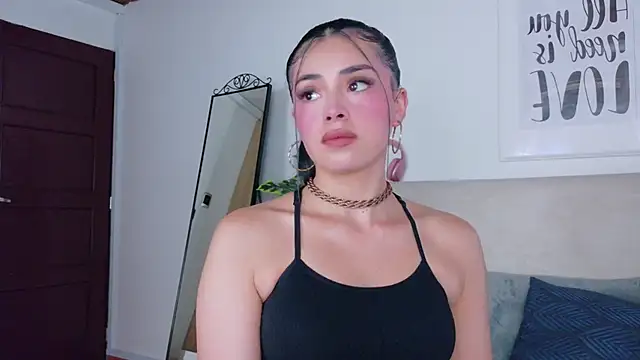 SaritaBratz online show from January 16, 9:55 pm