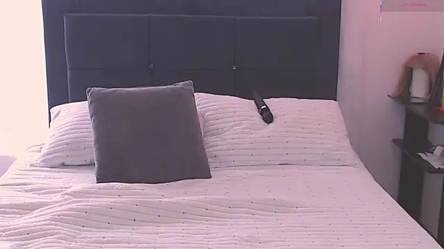 Sharlot-7 online show from February 21, 4:19 pm