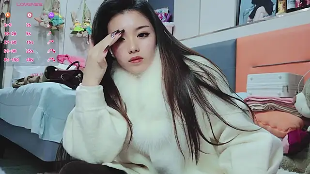 guoguo7777777 online show from February 21, 12:17 pm