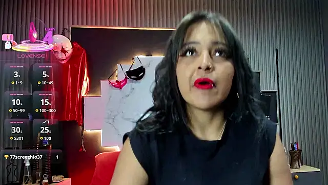 Sarah917 online show from February 5, 7:50 pm