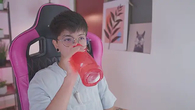 tommy blue online show from January 15, 12:38 am