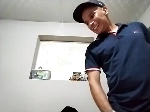 karlossan24 online show from February 22, 8:10 pm