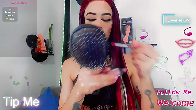 IvanaColizon BigCock online show from October 18, 3:15 pm