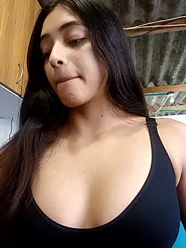 Valen Person online show from December 1, 4:09 pm