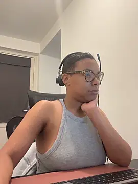 Melia Rayne online show from April 17, 9:22 am