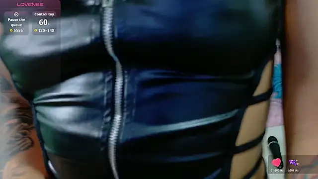 Devil AliceXo online show from November 7, 9:53 pm