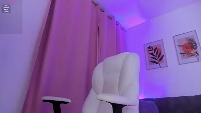 gaaby foxx online show from March 30, 7:35 pm