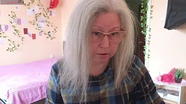 Wane Witch online show from April 26, 8:45 am