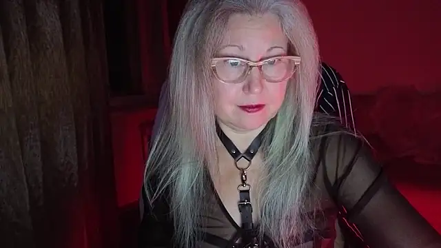 Wane Witch online show from October 3, 8:36 pm