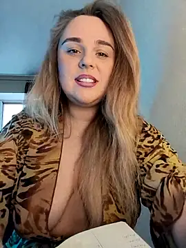 Snapshot of Juicy_PeachLux chatting on October 7, 10:08 am Juicy PeachLux online show from October 7, 10:08 am