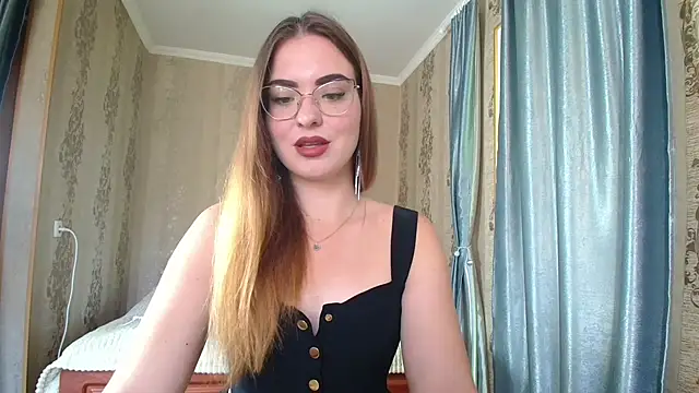 Snapshot of Leila_Kissyu chatting on September 25, 11:42 am Leila Kissyu online show from September 25, 11:42 am