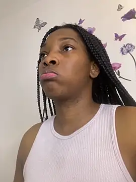 Nahomy gree online show from November 4, 5:12 am