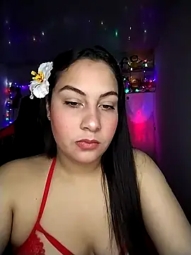 esmeralda jadees online show from January 17, 9:00 pm