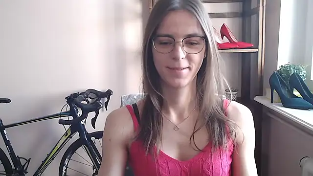 love megi online show from February 28, 7:30 am