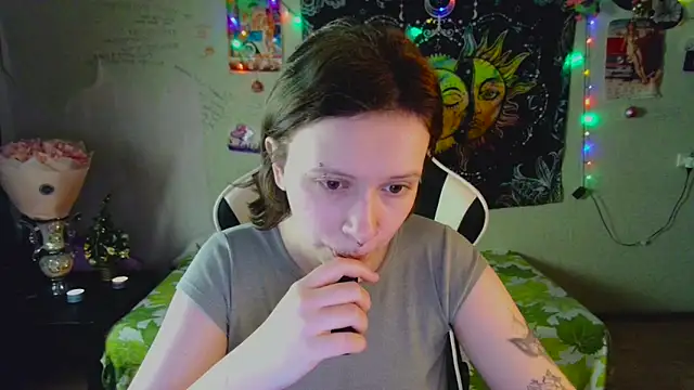 Lil foxxx online show from January 13, 2:43 pm