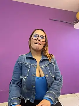 SophiaQueens online show from February 23, 8:41 pm