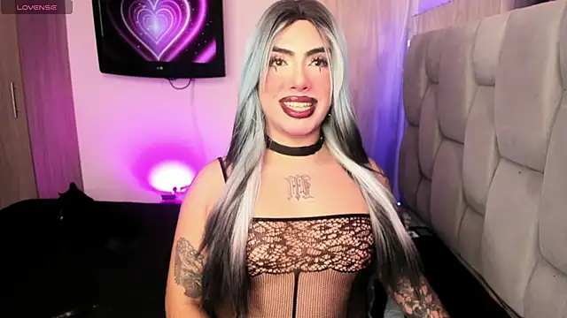 Sophie whitexxx online show from January 11, 6:02 pm