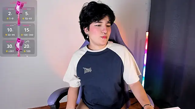 emma cute7 online show from March 26, 9:44 am